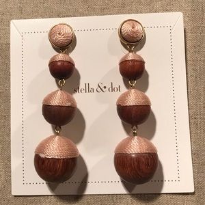 Stella & Dot tiered earrings